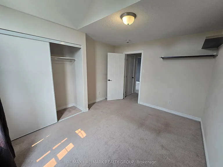 549 Ensatina Cres — Photo 26