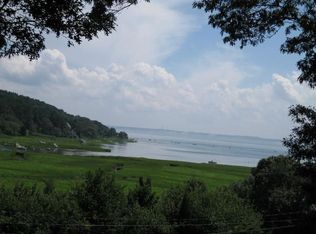 98 Bay Rd, Duxbury, MA 02332