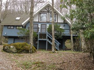 102 Pond Creek Rd, Banner Elk, NC 28604