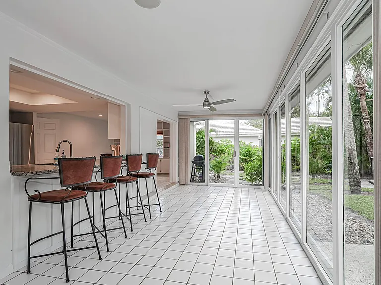 1425 Treasure Cove Ln — Photo 41