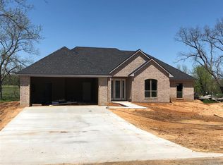 5214 Roadrunner Dr, Durant, OK 74701