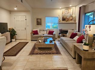 703 Locust St UNIT 1, Pasadena, CA 91101