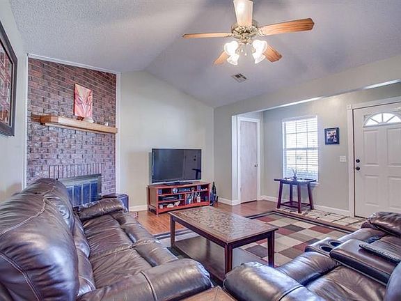 5th image of 3724 W Beechwood Dr