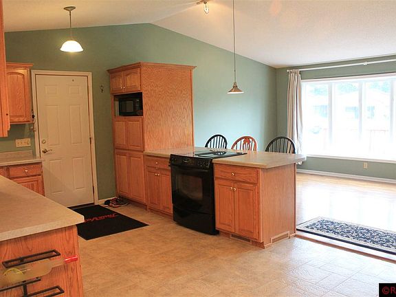 4th image of 1 N Mapleridge Ct