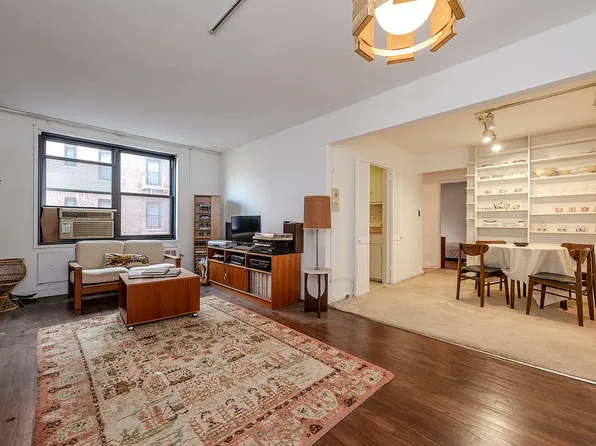 139-15 83rd Ave #406, Jamaica, NY 11435