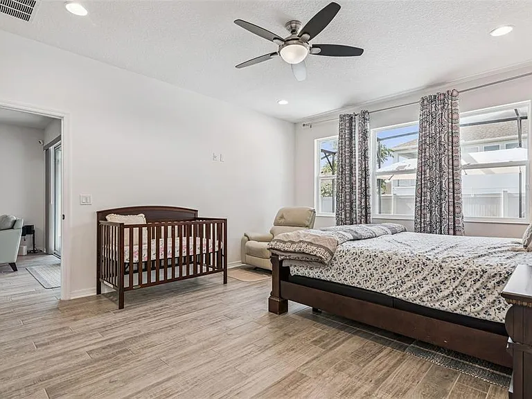 2615 Pinyonpine Ln — Photo 17