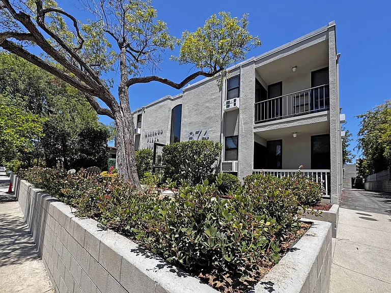 874 S Marengo Ave #10 — Photo 22