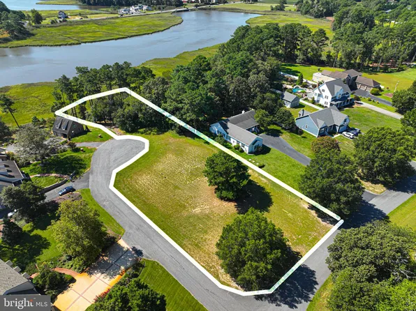 149 Creekside Dr, Dagsboro, DE 19939