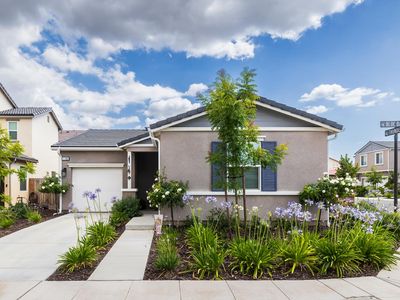 1180 Blue Oak Ln W, Madera, CA, 93636