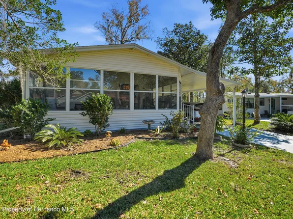 2757 Kingswood Cir, Brooksville, FL 34604