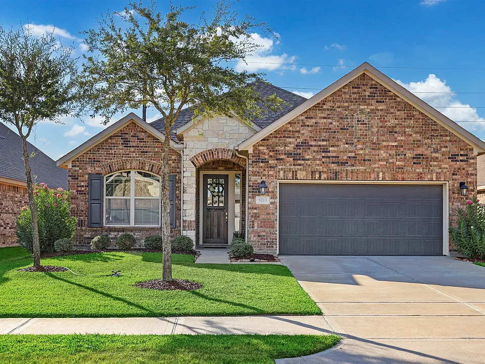 5215 Baroness Ln