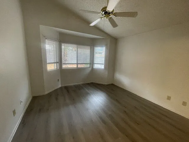 1429 Lilac Breeze Cir — Photo 11