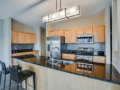 Merriam Park B (1 Bed, 1 Bath)