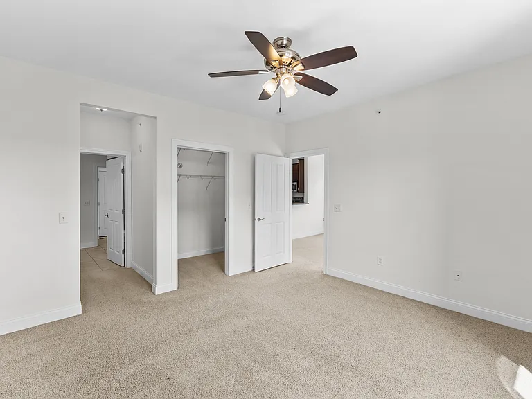 936 Perry St #304 — Photo 17