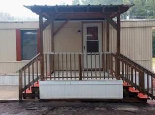 2016 Catman Rd, Fayetteville, NC 28312