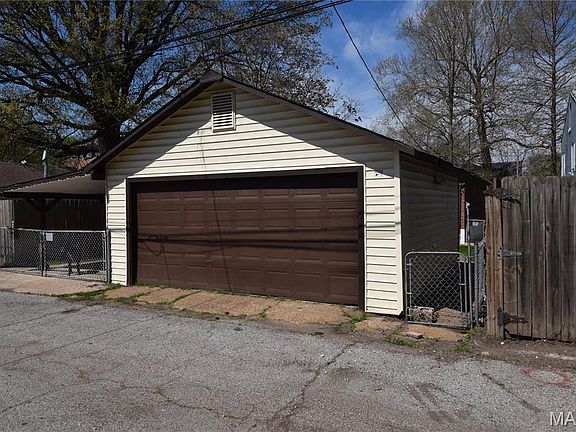 4th image of 7132 Vermont Ave