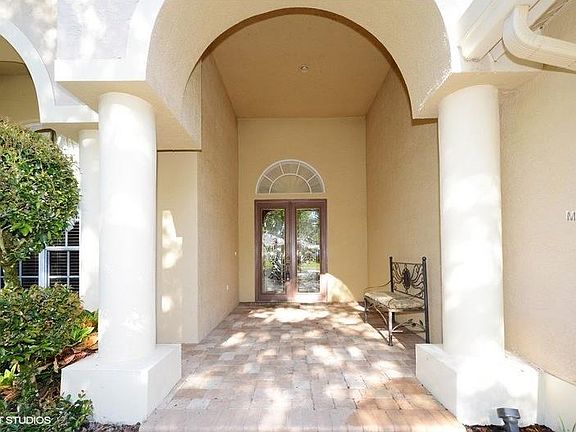 3rd image of 8384 Golden Prairie Dr
