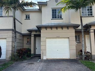 969 Abaco Ln, Riviera Beach, FL 33404