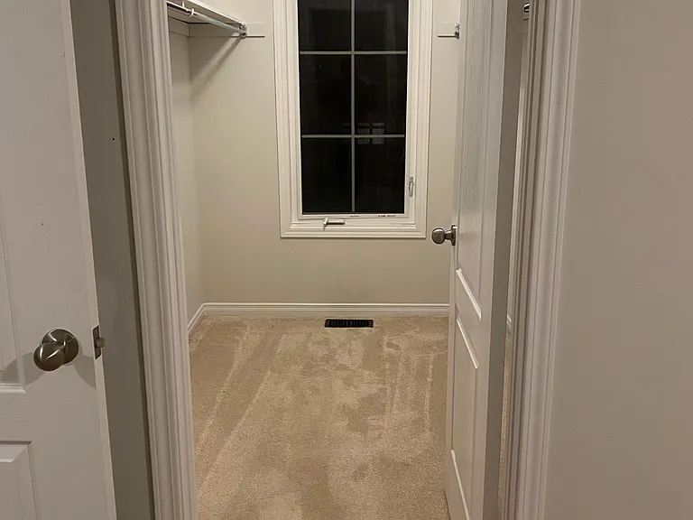 41 Kirby Ave — Photo 4