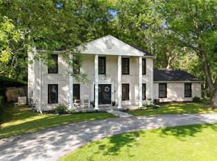 4185 Charbonier Rd, Florissant, MO 63031