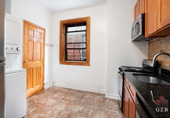 5th image of 2528 Adam Clayton Powell Jr Blvd #2A