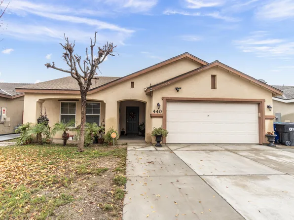 440 S Cloverleaf Street, Porterville, CA 93257