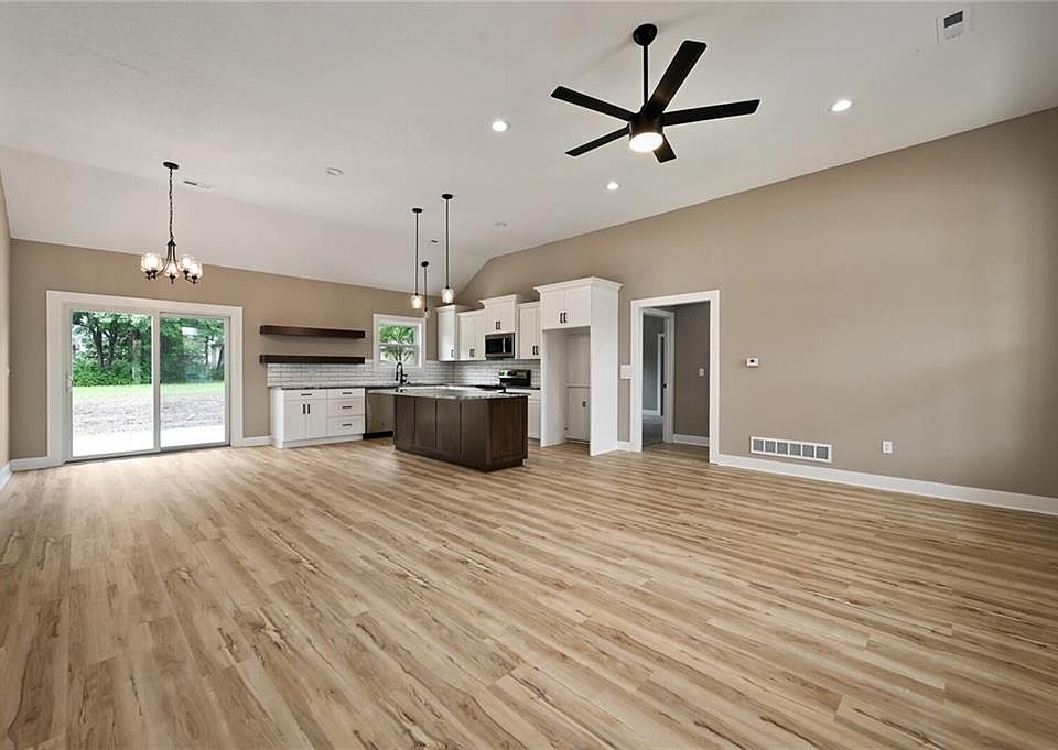 808 S Colony Ave, East Lynne, MO 64743 MLS 2451119 Zillow