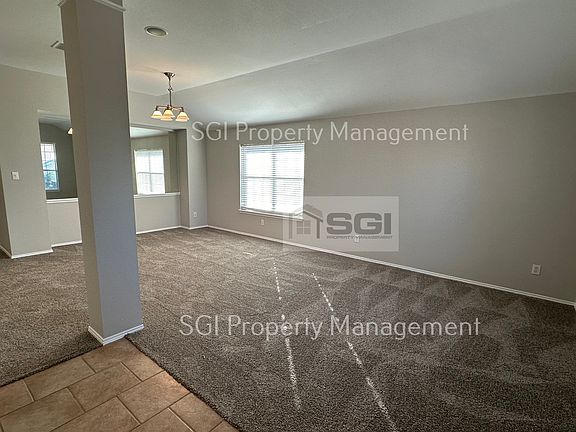 3rd image of 9889 Willowick Ave