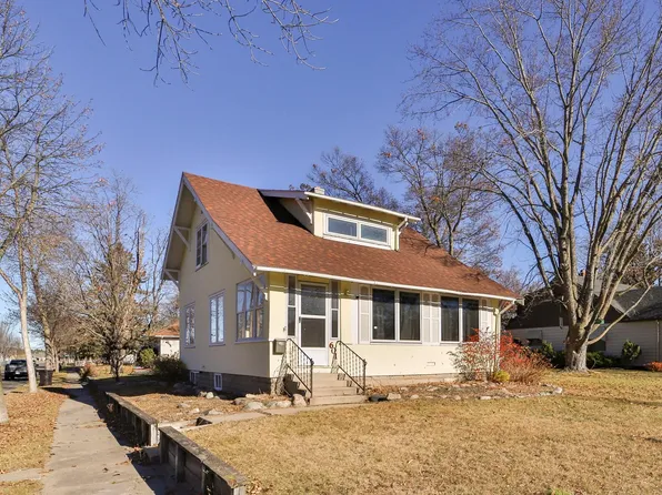 601 Summit Ave NE, Staples, MN 56479