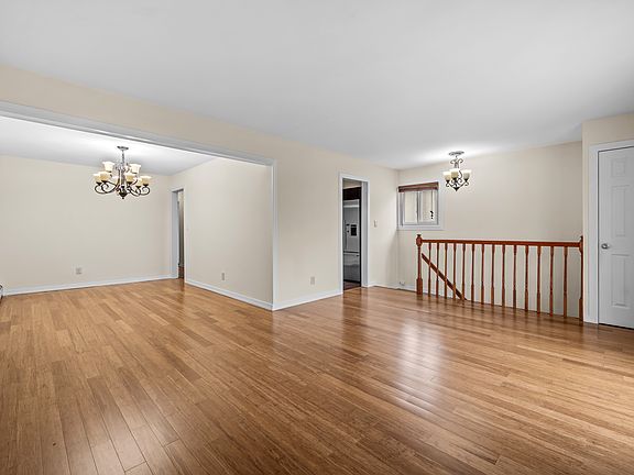3rd image of 2362 Brookhaven Ave Floor 2