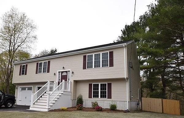 1st image of 590 South St
