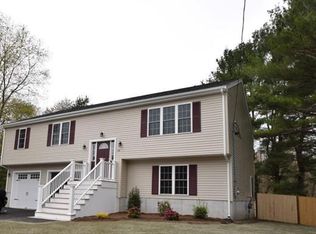 590 South St, Holbrook, MA 02343