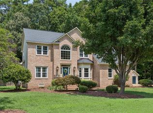 18 Emmaus Rd, Poquoson, VA 23662