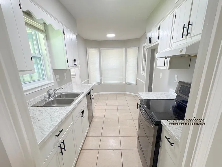 4092 Twilight Ave — Photo 11
