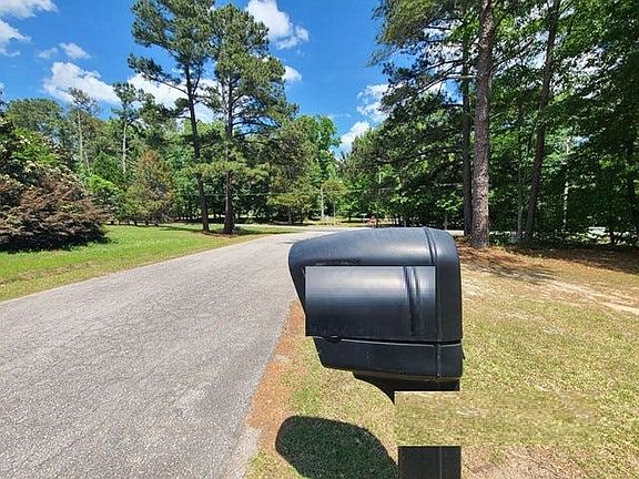 4th image of 52 W Circle Dr