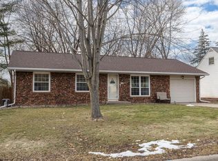 309 15th Ave N, Onalaska, WI 54650