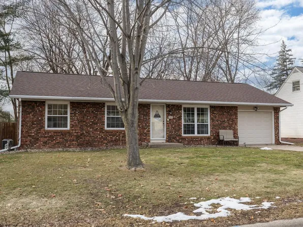 309 15th Ave N, Onalaska, WI 54650