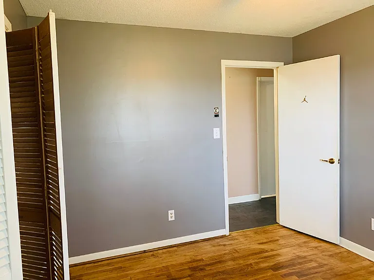 450 Lees Country Club Rd — Photo 18