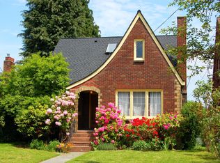7724 Dibble Ave NW, Seattle, WA 98117