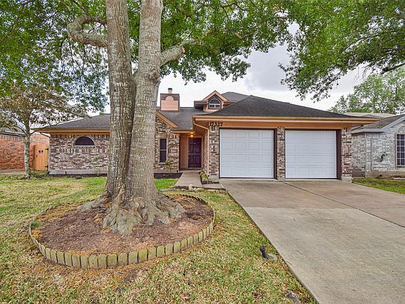 3rd image of 17327 Masonridge Dr