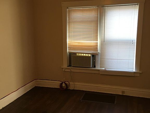 4th image of 3751-3753 Meramec St