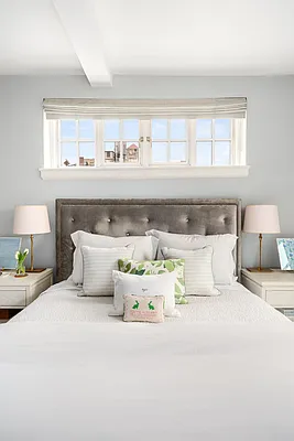 Sold by Compass | media 8
