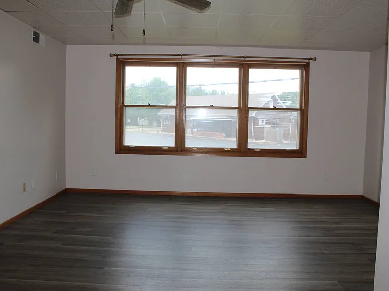 1314 Maple Dr #5 — Photo 3