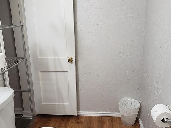 4th image of 1315 NW Williams Ave