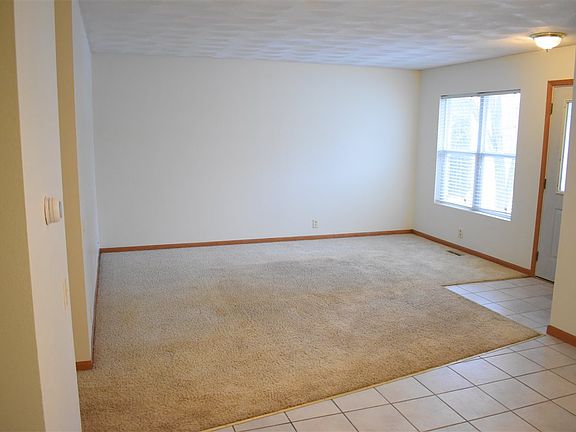 5th image of 1145-1147 Prairie Ave