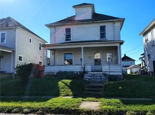 329 McClain Ave, Coshocton, OH 43812