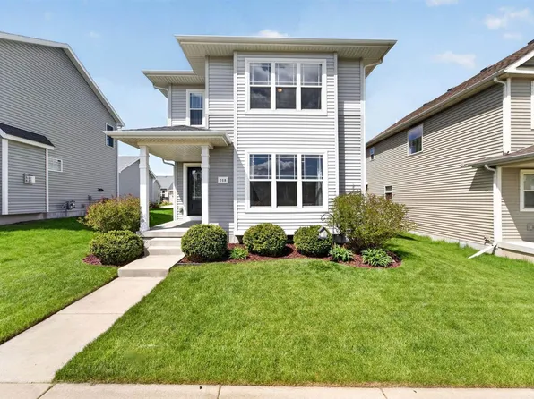 208 Sugar Maple Ln, Verona, WI 53593