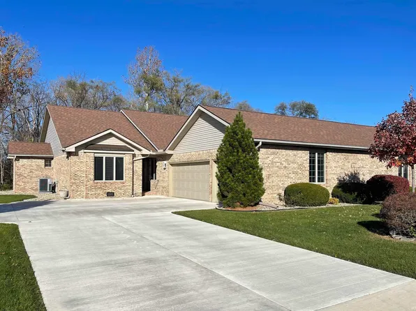 4104 N Villas Dr, Kokomo, IN 46901