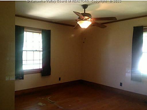 5th image of 236 Staunton Ave