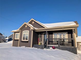 3 Cochran St, Gander, NL A1V0G7